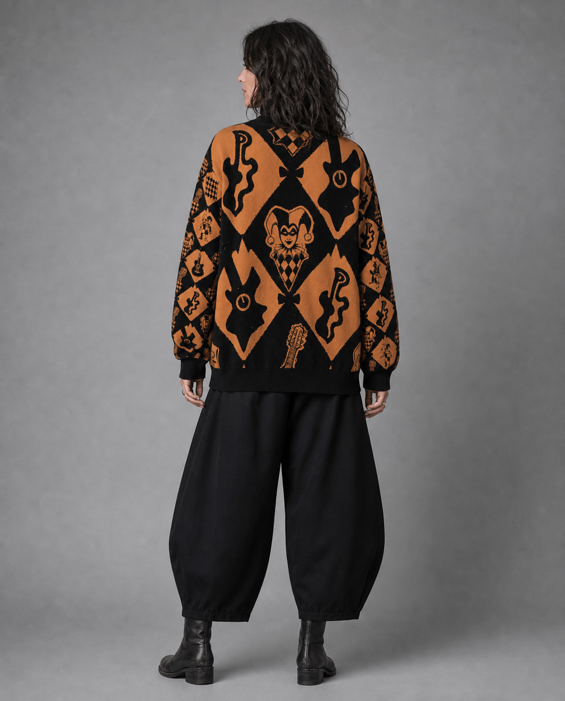 COURT JESTER Riffhaus turtleneck
