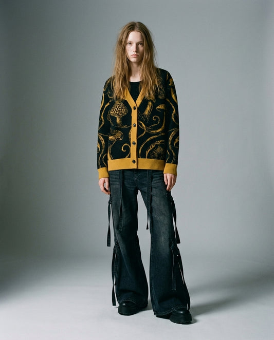 August 2025 - OUT IN THE GARDEN - Sofia Isella Riff