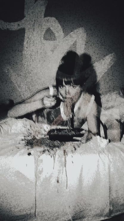 12/4 Bubbling - Knit V-neck vest - Riff on Noga Erez